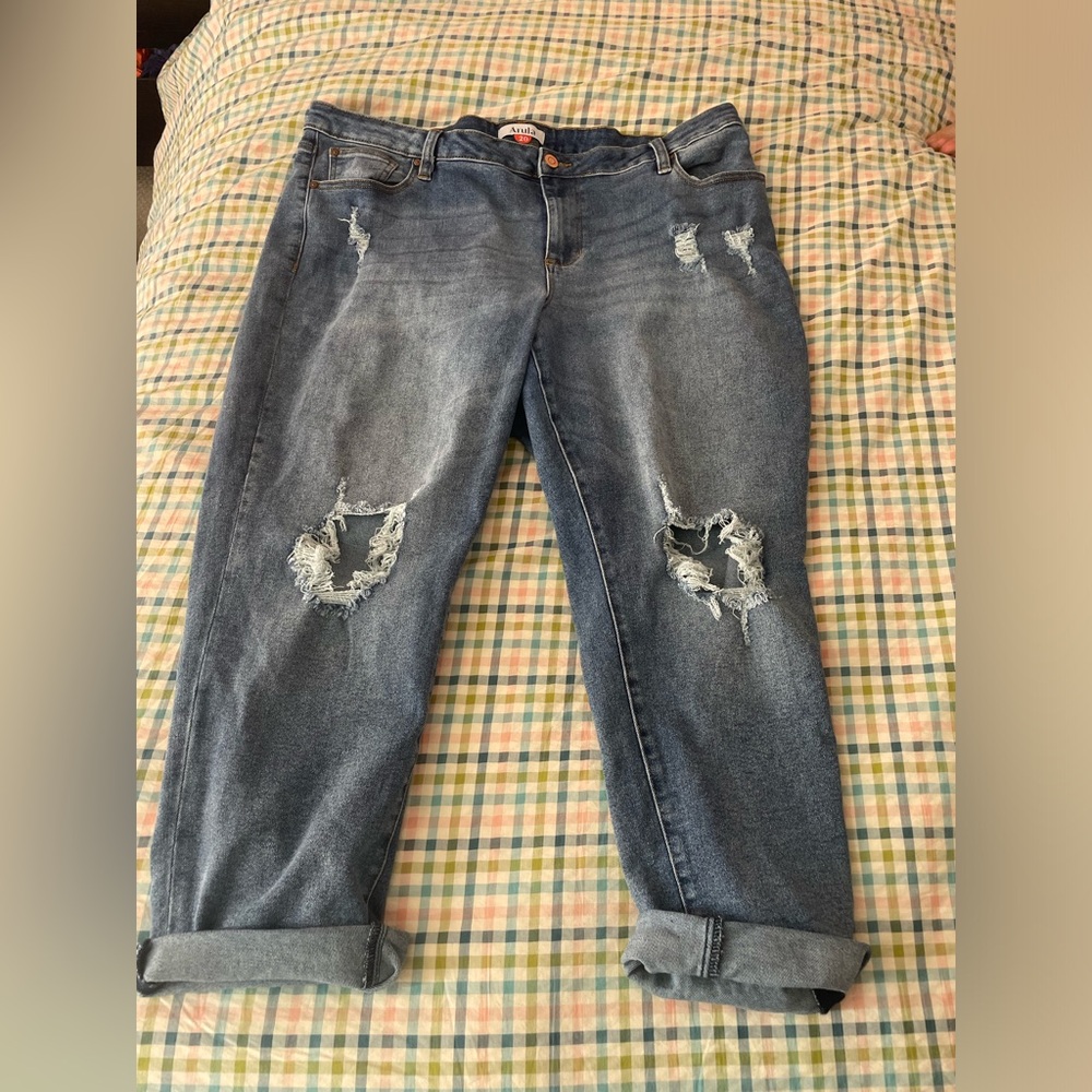 ARULA Boyfriend Jeans in Classic Blue